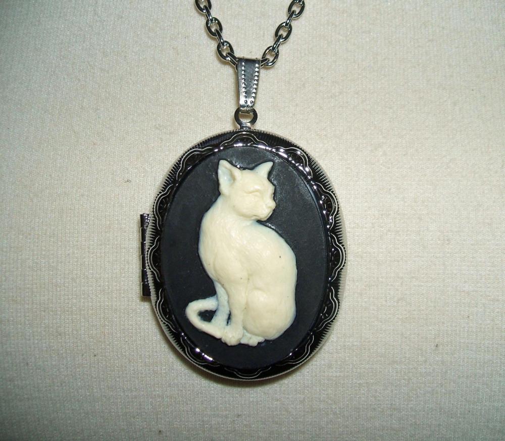 CAT CAMEO Necklace Locket Pendant Ivory Color Cat On a Black Background